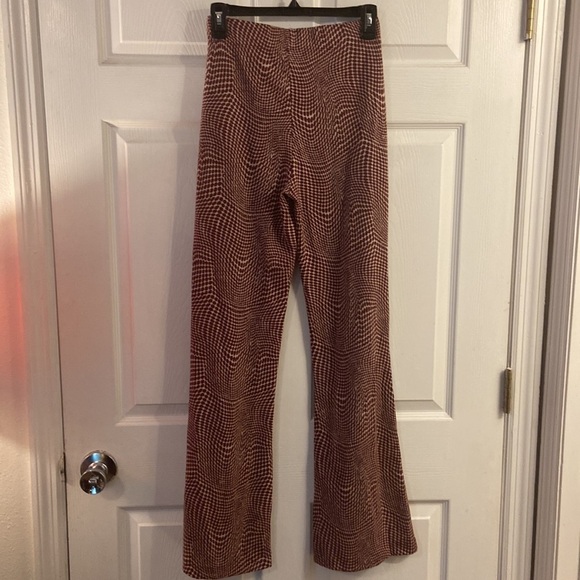 Urban Outfitters UO Bryn Pull-On Flare Stretch Pant - Picture 7 of 8